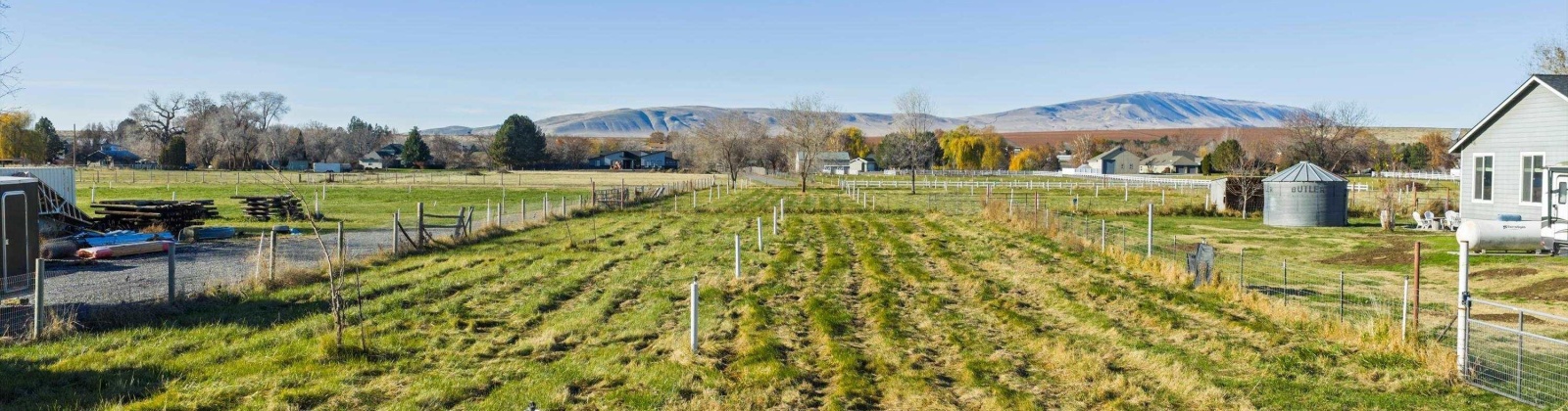 Snively, West Richland, Washington 99353, 3 Bedrooms Bedrooms, 0 ,3 BathroomsBathrooms,Houses,For Sale,Snively,0,289155