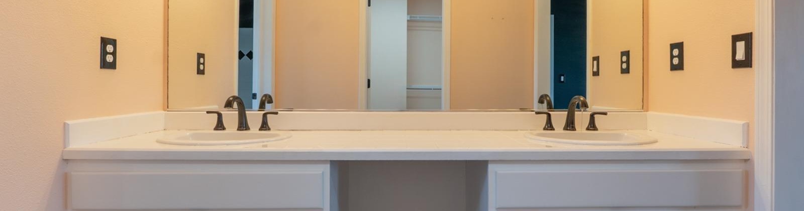 43rd Avenue, Kennewick, Washington 99337, 4 Bedrooms Bedrooms, 0 ,4 BathroomsBathrooms,Houses,For Sale,43rd Avenue,0,284959