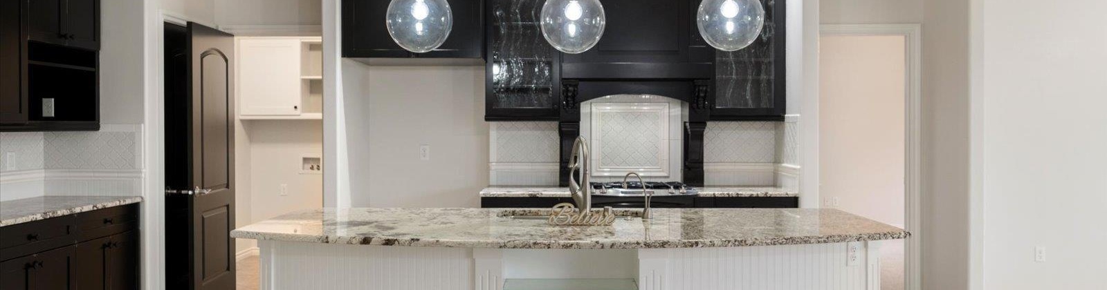 9th Ave, Kennewick, Washington 99336, 4 Bedrooms Bedrooms, 0 ,2 BathroomsBathrooms,Houses,For Sale,9th Ave,0,289165