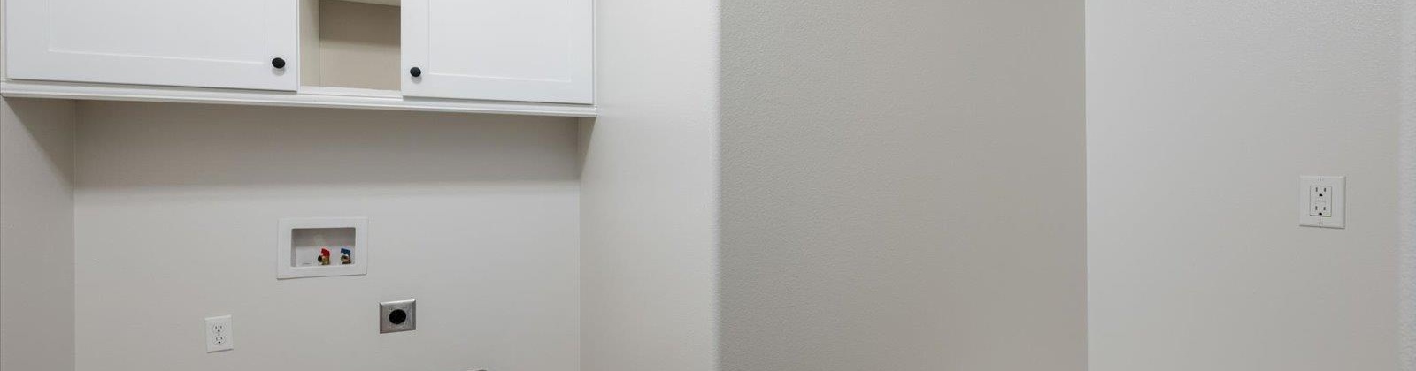 9th Ave, Kennewick, Washington 99336, 4 Bedrooms Bedrooms, 0 ,2 BathroomsBathrooms,Houses,For Sale,9th Ave,0,289165