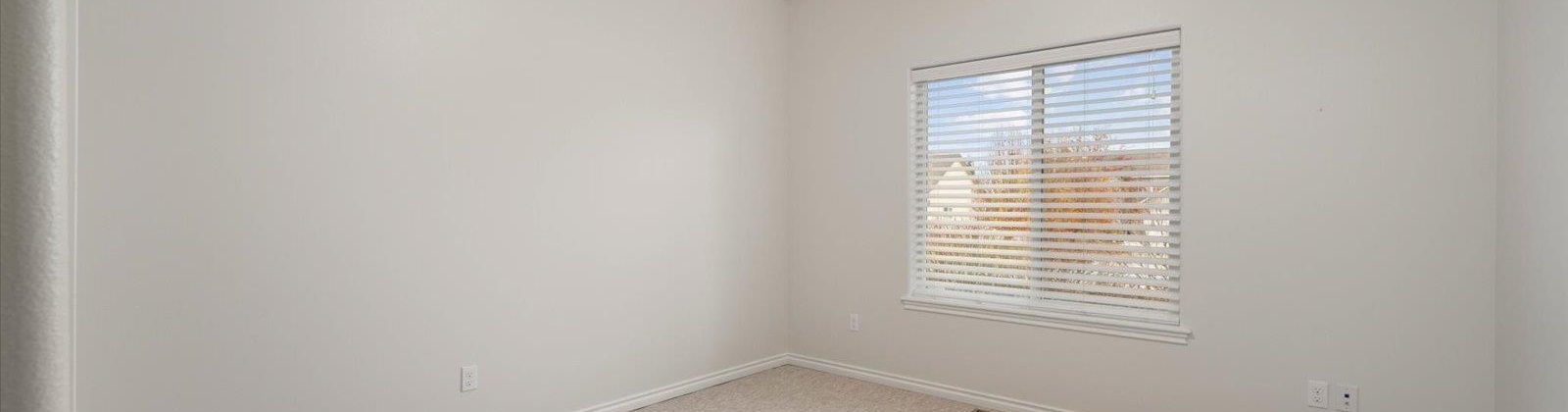 9th Ave, Kennewick, Washington 99336, 4 Bedrooms Bedrooms, 0 ,2 BathroomsBathrooms,Houses,For Sale,9th Ave,0,289165