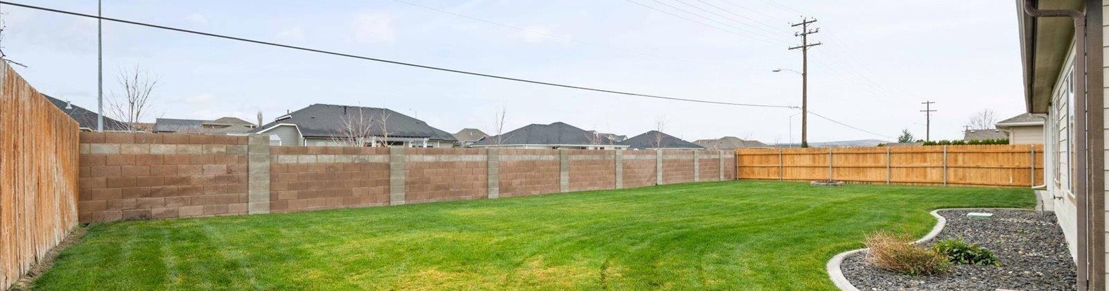9th Ave, Kennewick, Washington 99336, 4 Bedrooms Bedrooms, 0 ,2 BathroomsBathrooms,Houses,For Sale,9th Ave,0,289165