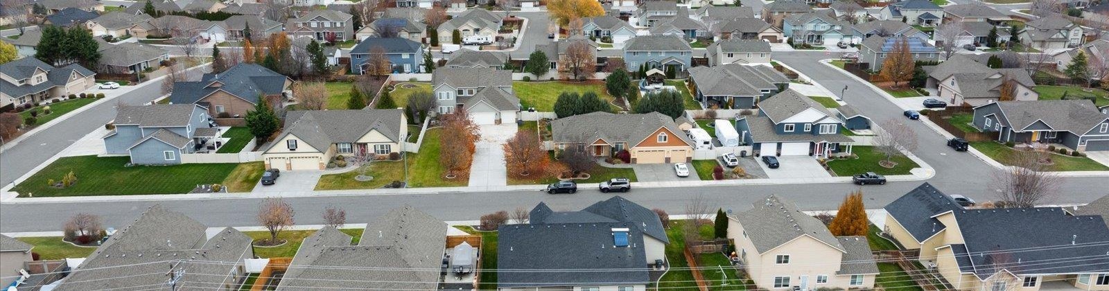 9th Ave, Kennewick, Washington 99336, 4 Bedrooms Bedrooms, 0 ,2 BathroomsBathrooms,Houses,For Sale,9th Ave,0,289165