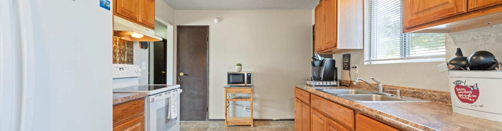 Coach Ct., Grandview, Washington 98930, 3 Bedrooms Bedrooms, 0 ,1 BathroomBathrooms,Houses,For Sale,Coach Ct.,0,288300