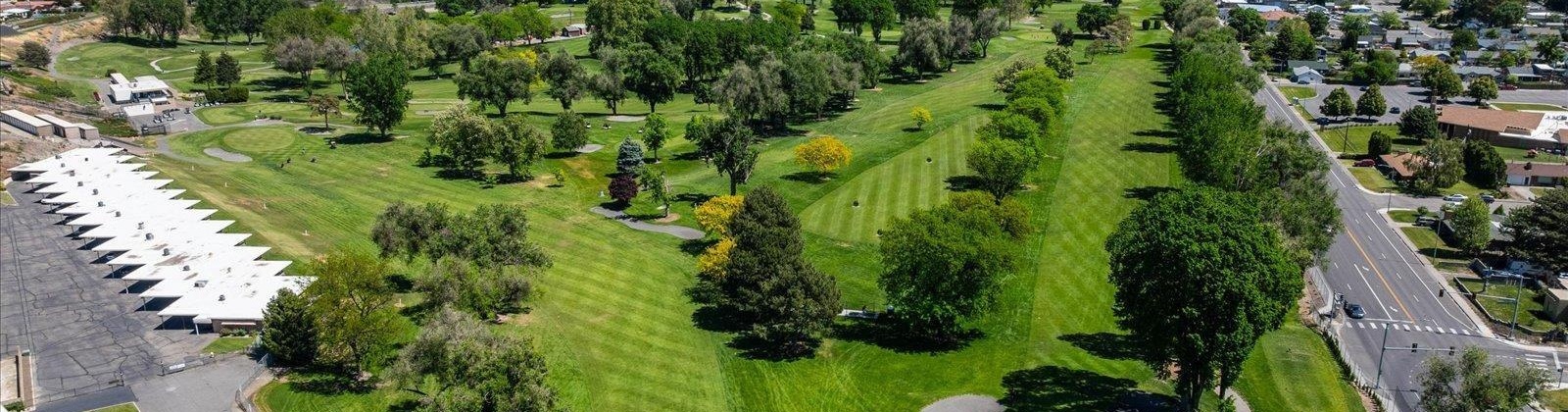 Waverly Place, Kennewick, Washington 99336, 2 Bedrooms Bedrooms, 0 ,1 BathroomBathrooms,For Sale,Waverly Place,0,284092