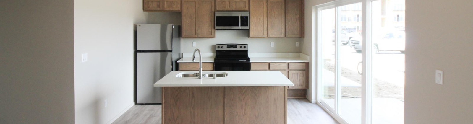 8th Avenue, Othello, Washington 99327, 2 Bedrooms Bedrooms, 0 ,2 BathroomsBathrooms,Commercial,For Rent,8th Avenue,0,285349