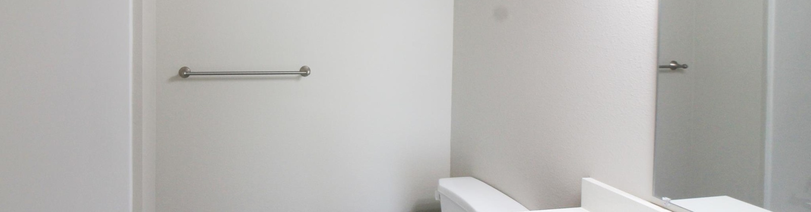 8th Avenue, Othello, Washington 99327, 2 Bedrooms Bedrooms, 0 ,2 BathroomsBathrooms,Commercial,For Rent,8th Avenue,0,285349