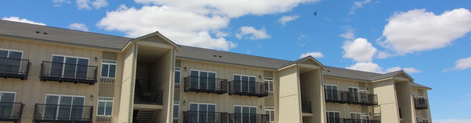 8th Avenue, Othello, Washington 99327, 2 Bedrooms Bedrooms, 0 ,2 BathroomsBathrooms,Commercial,For Rent,8th Avenue,0,285638