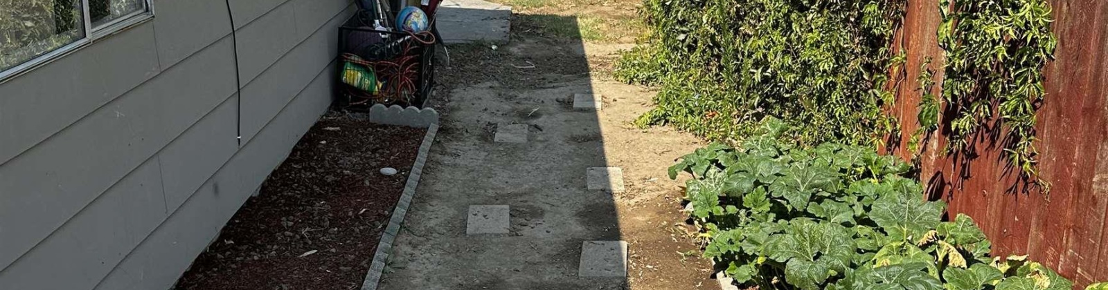 Dawes, Kennewick, Washington 99336, 5 Bedrooms Bedrooms, 0 ,3 BathroomsBathrooms,Multi-family,For Sale,Dawes,0,289170