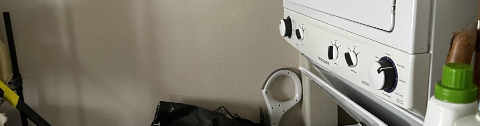 Dawes, Kennewick, Washington 99336, 5 Bedrooms Bedrooms, 0 ,3 BathroomsBathrooms,Multi-family,For Sale,Dawes,0,289170