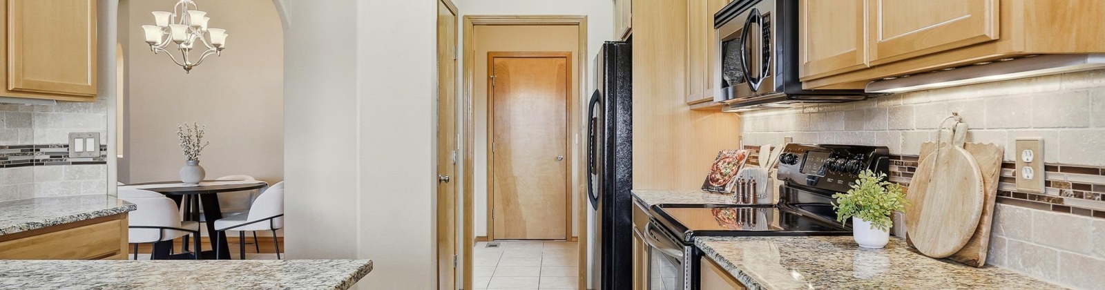 Losino Ave., West Richland, Washington 99353, 4 Bedrooms Bedrooms, 0 ,2 BathroomsBathrooms,Houses,For Sale,Losino Ave.,0,289174