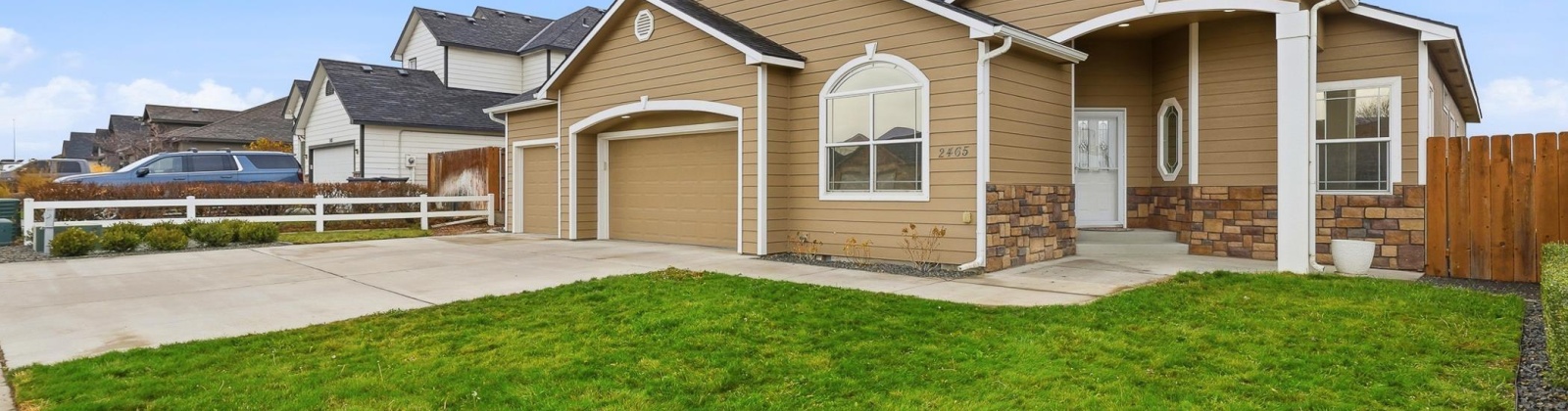 Losino Ave., West Richland, Washington 99353, 4 Bedrooms Bedrooms, 0 ,2 BathroomsBathrooms,Houses,For Sale,Losino Ave.,0,289174