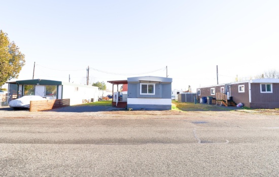 Cedar st Lot 82, Kennewick, Washington 99337, 2 Bedrooms Bedrooms, 0 ,1 BathroomBathrooms,Manufactured Homes,For Sale,Cedar st Lot 82,0,289167
