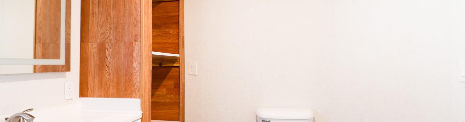 Cedar st Lot 82, Kennewick, Washington 99337, 2 Bedrooms Bedrooms, 0 ,1 BathroomBathrooms,Manufactured Homes,For Sale,Cedar st Lot 82,0,289167