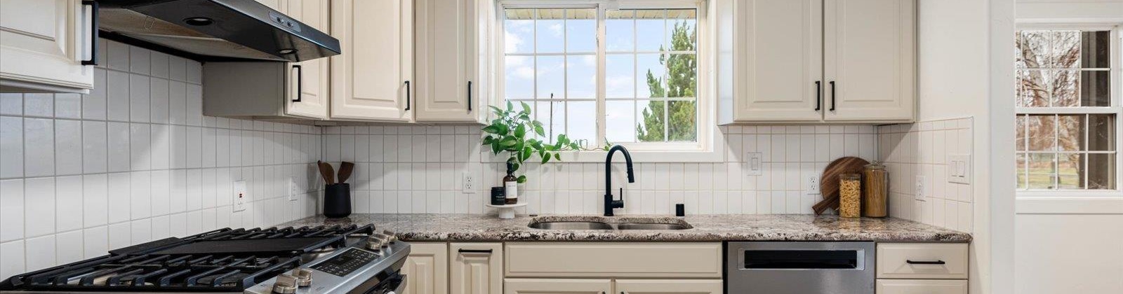 Bennett Ave, Prosser, Washington 99350, 3 Bedrooms Bedrooms, 0 ,2 BathroomsBathrooms,Houses,For Sale,Bennett Ave,0,289179