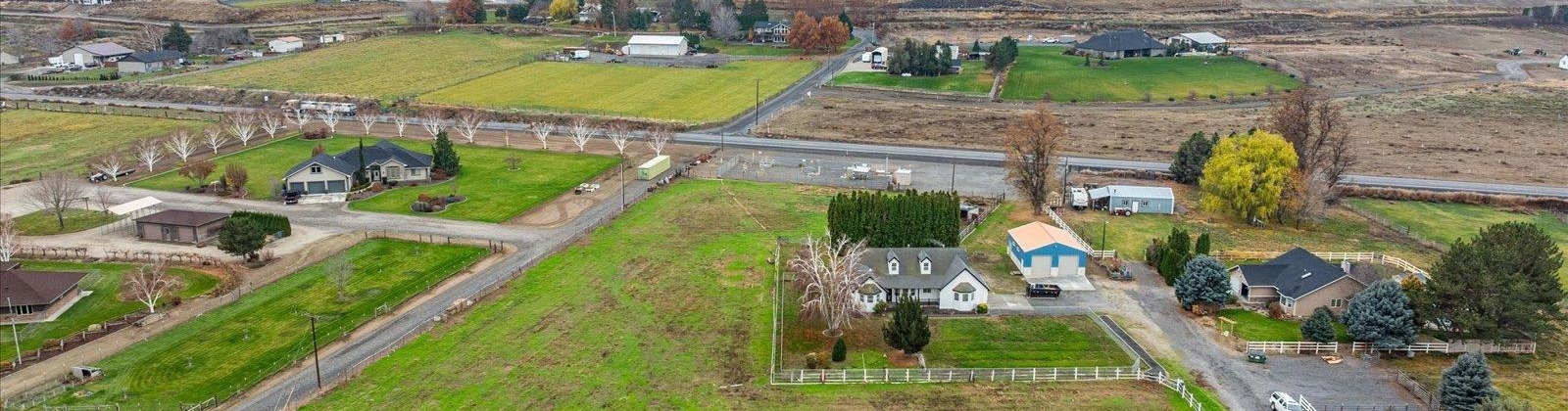 Bennett Ave, Prosser, Washington 99350, 3 Bedrooms Bedrooms, 0 ,2 BathroomsBathrooms,Houses,For Sale,Bennett Ave,0,289179