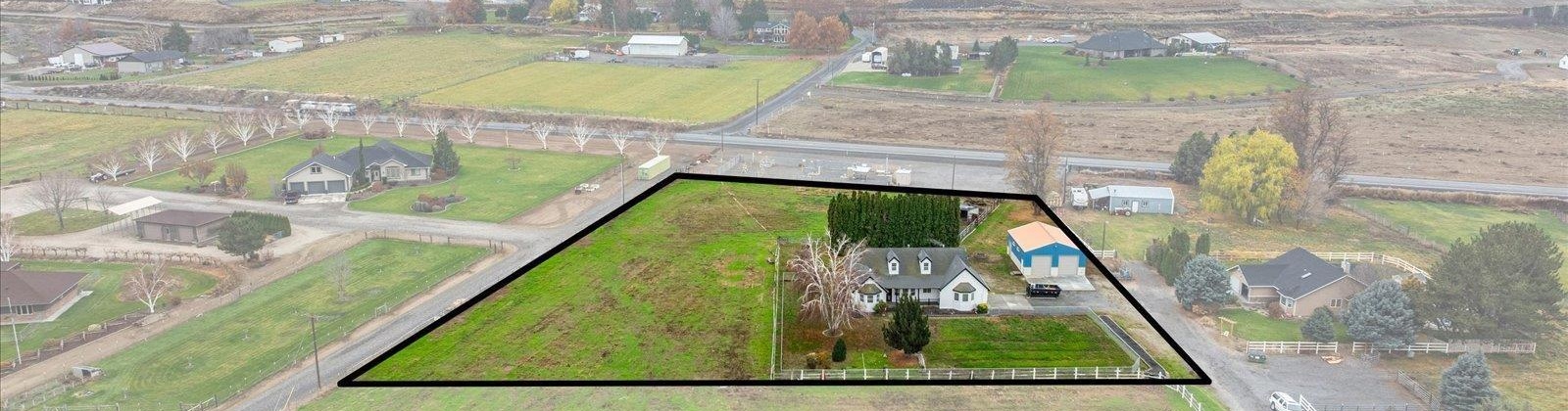 Bennett Ave, Prosser, Washington 99350, 3 Bedrooms Bedrooms, 0 ,2 BathroomsBathrooms,Houses,For Sale,Bennett Ave,0,289179