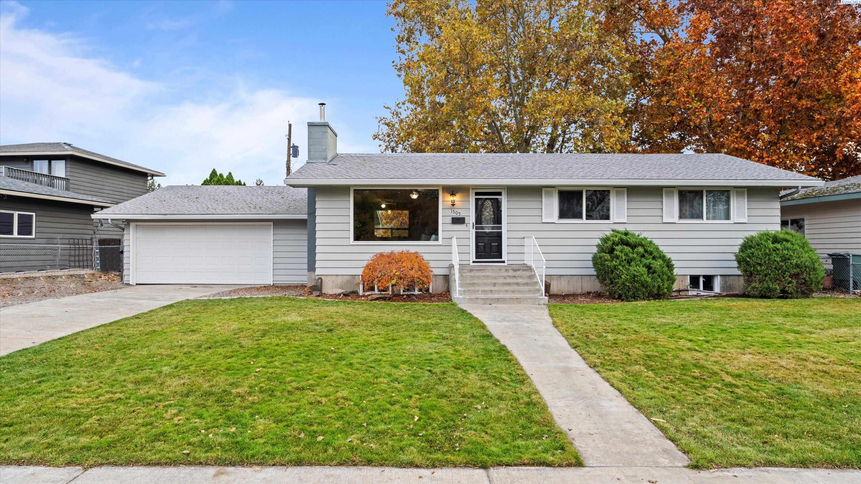 Arbor St, Richland, Washington 99352, 4 Bedrooms Bedrooms, 0 ,2 BathroomsBathrooms,Houses,For Sale,Arbor St,0,288814