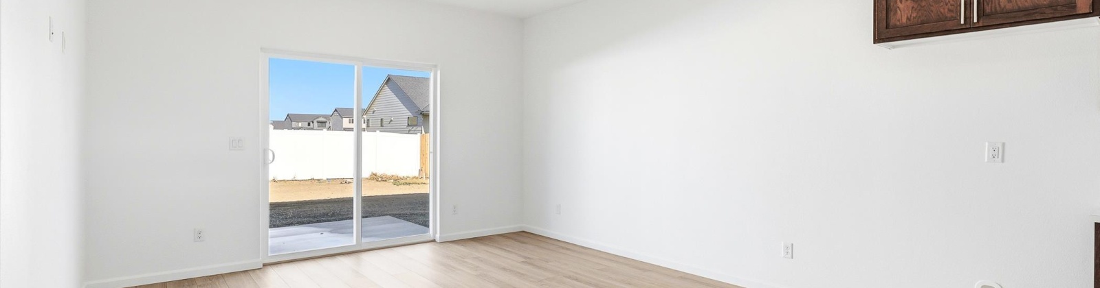 Amberly Ave, Grandview, Washington 98930, 3 Bedrooms Bedrooms, 0 ,2 BathroomsBathrooms,Houses,For Sale,Amberly Ave,0,289199