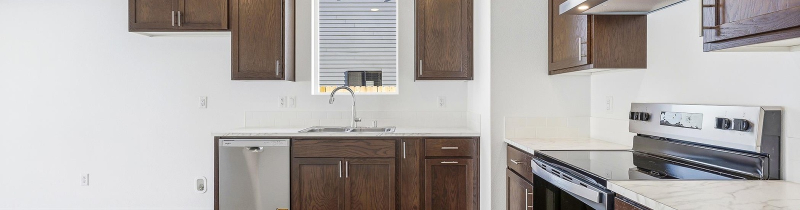 Amberly Ave, Grandview, Washington 98930, 3 Bedrooms Bedrooms, 0 ,2 BathroomsBathrooms,Houses,For Sale,Amberly Ave,0,289199