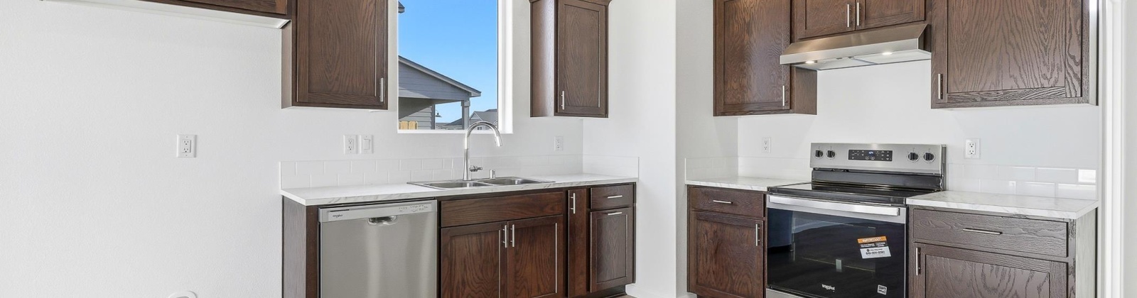 Amberly Ave, Grandview, Washington 98930, 3 Bedrooms Bedrooms, 0 ,2 BathroomsBathrooms,Houses,For Sale,Amberly Ave,0,289199