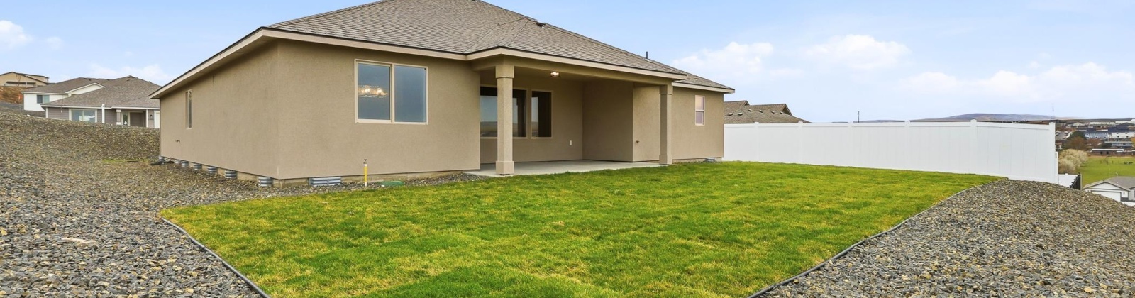 Penn St, Kennewick, Washington 99338, 3 Bedrooms Bedrooms, 0 ,2 BathroomsBathrooms,Houses,For Sale,Penn St,0,289194