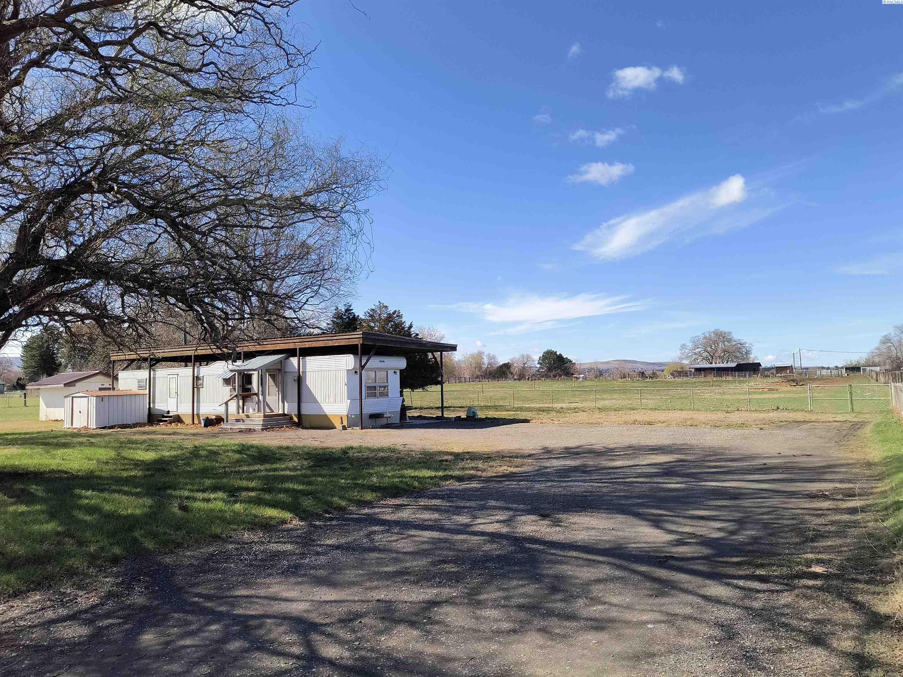 Haney Rd, Kennewick, Washington 99337, 2 Bedrooms Bedrooms, 0 ,1 BathroomBathrooms,Manufactured Homes,For Sale,Haney Rd,0,282503