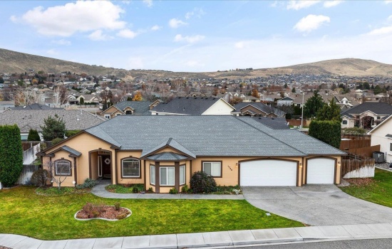 Sagewood Street, Richland, Washington 99352, 4 Bedrooms Bedrooms, 0 ,3 BathroomsBathrooms,Houses,For Sale,Sagewood Street,0,289204