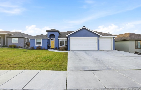 Cotswold Lane, Pasco, Washington 99301, 4 Bedrooms Bedrooms, 0 ,2 BathroomsBathrooms,For Sale,Cotswold Lane,0,289203