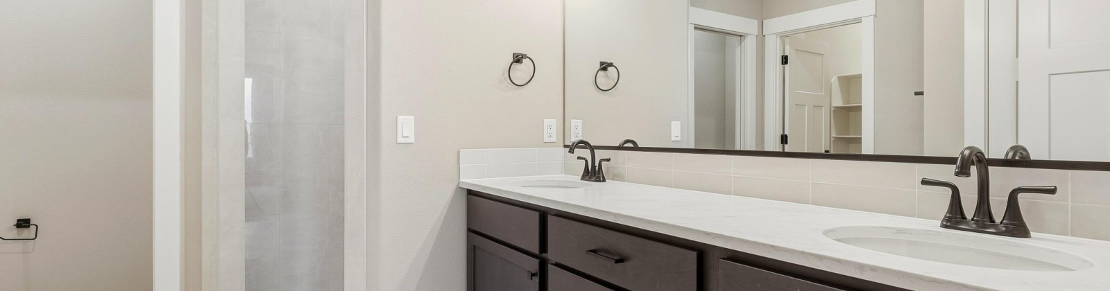 Thebes St., West Richland, Washington 99353, 3 Bedrooms Bedrooms, 0 ,2 BathroomsBathrooms,Houses,For Sale,Thebes St.,0,289201