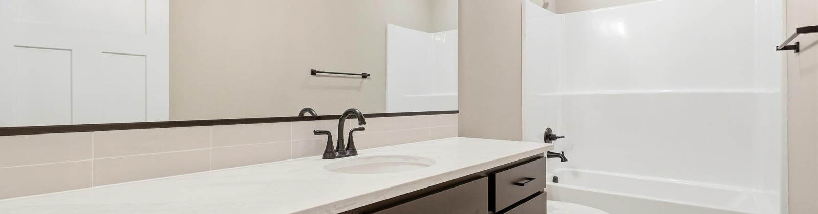 Thebes St., West Richland, Washington 99353, 3 Bedrooms Bedrooms, 0 ,2 BathroomsBathrooms,Houses,For Sale,Thebes St.,0,289201