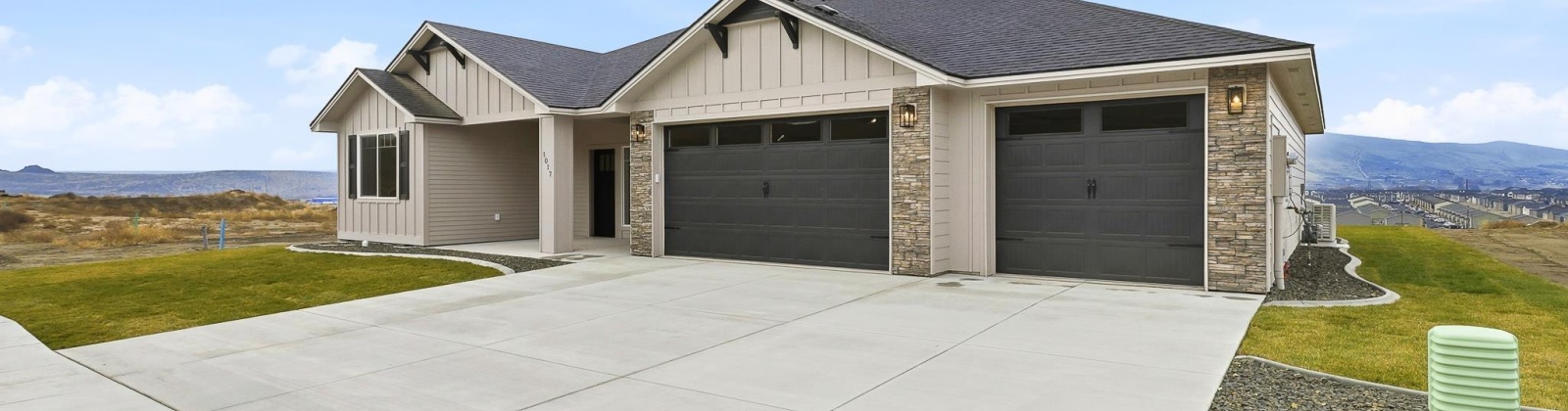 Thebes St., West Richland, Washington 99353, 3 Bedrooms Bedrooms, 0 ,2 BathroomsBathrooms,Houses,For Sale,Thebes St.,0,289201