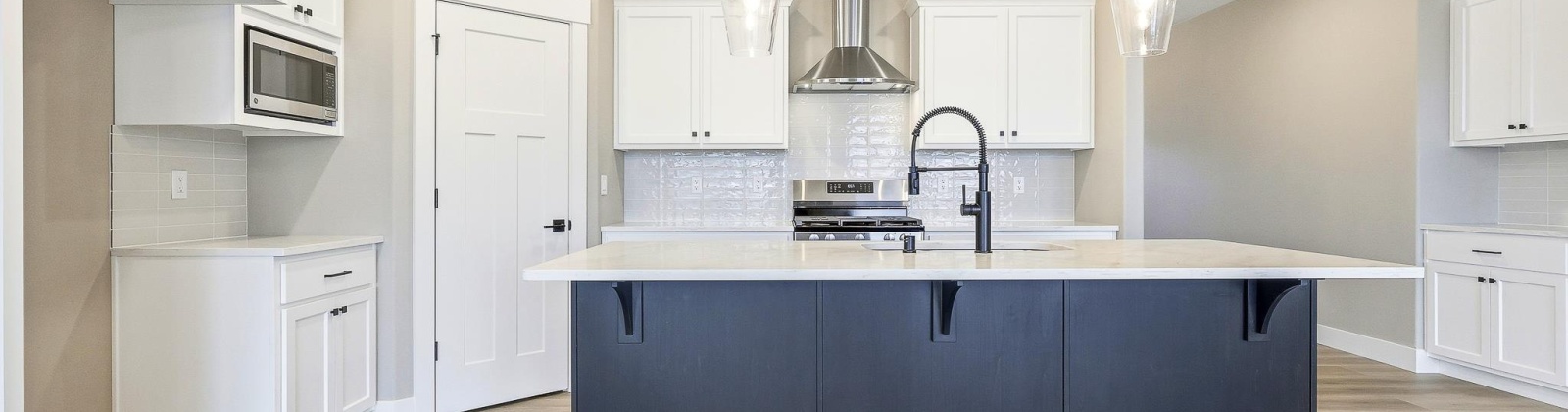 Thebes St., West Richland, Washington 99353, 3 Bedrooms Bedrooms, 0 ,2 BathroomsBathrooms,Houses,For Sale,Thebes St.,0,289201