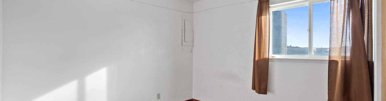 4th, Eltopia, Washington 99330, 4 Bedrooms Bedrooms, 0 ,2 BathroomsBathrooms,Houses,For Sale,4th,0,289200