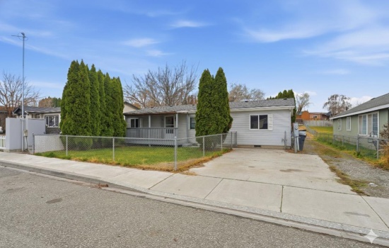 Canyon Ave., Kennewick, Washington 99336, 3 Bedrooms Bedrooms, 0 ,2 BathroomsBathrooms,Manufactured Homes,For Sale,Canyon Ave.,0,289220