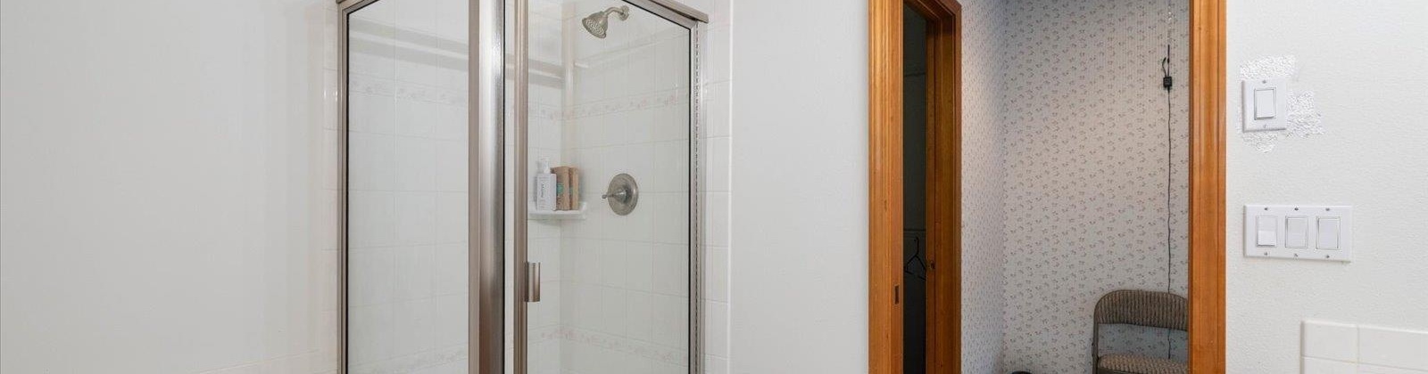 42nd ave., Kennewick, Washington 99337, 4 Bedrooms Bedrooms, 0 ,4 BathroomsBathrooms,Houses,For Sale,42nd ave.,0,289219