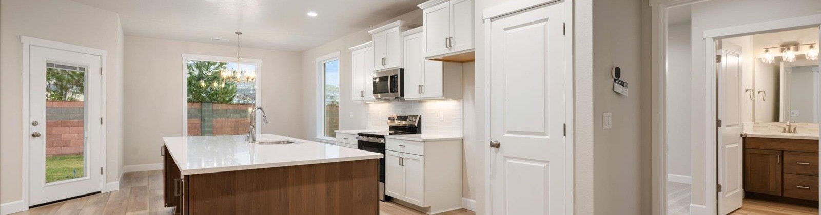 31st Ave., Kennewick, Washington 99338, 3 Bedrooms Bedrooms, 0 ,2 BathroomsBathrooms,Houses,For Sale,31st Ave.,0,289229