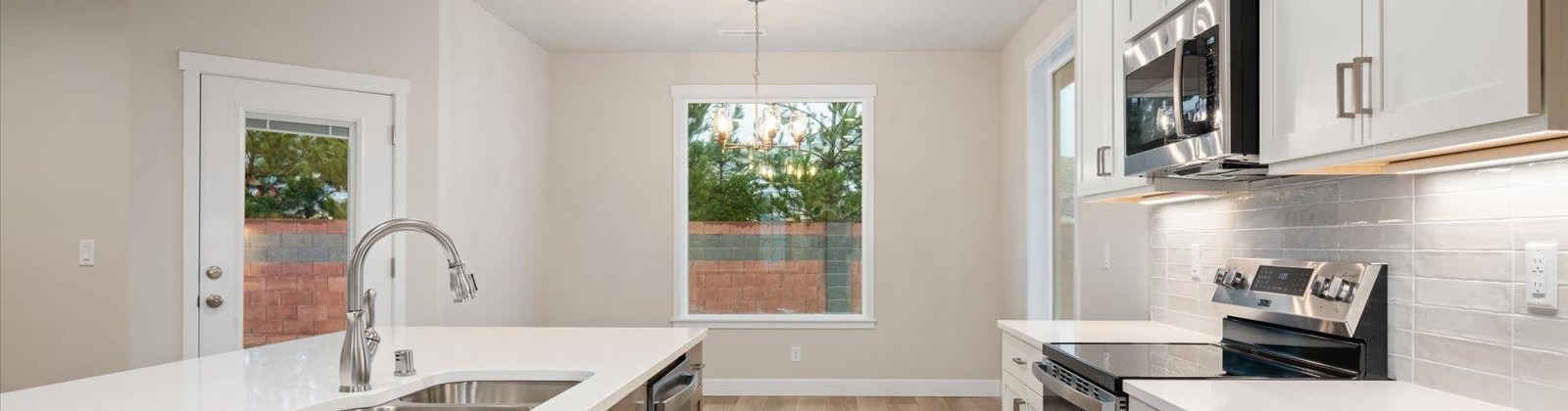 31st Ave., Kennewick, Washington 99338, 3 Bedrooms Bedrooms, 0 ,2 BathroomsBathrooms,Houses,For Sale,31st Ave.,0,289229