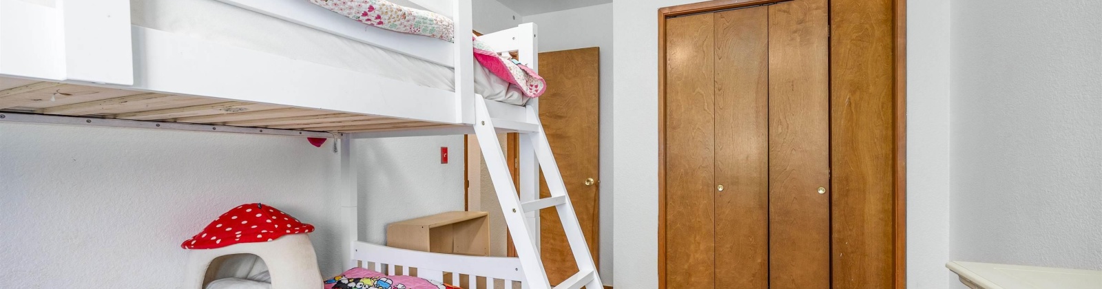 John Day Place, Kennewick, Washington 99336, 3 Bedrooms Bedrooms, 0 ,3 BathroomsBathrooms,Houses,For Sale,John Day Place,0,289221