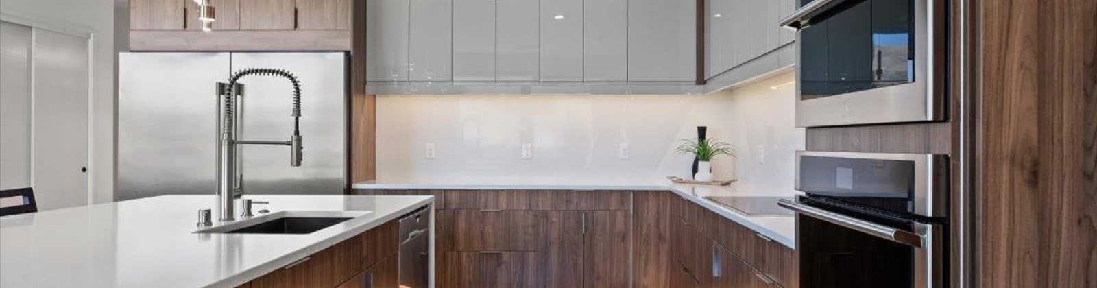 Highview St, Richland, Washington 99352, 5 Bedrooms Bedrooms, 0 ,3 BathroomsBathrooms,Houses,For Sale,Highview St,0,286716