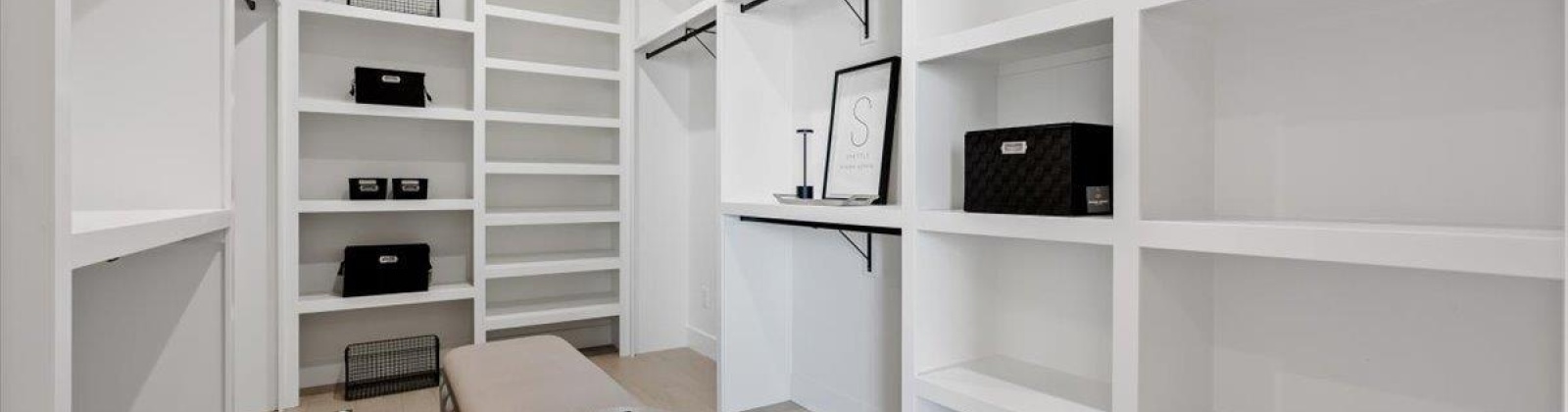 Highview St, Richland, Washington 99352, 5 Bedrooms Bedrooms, 0 ,3 BathroomsBathrooms,Houses,For Sale,Highview St,0,286716