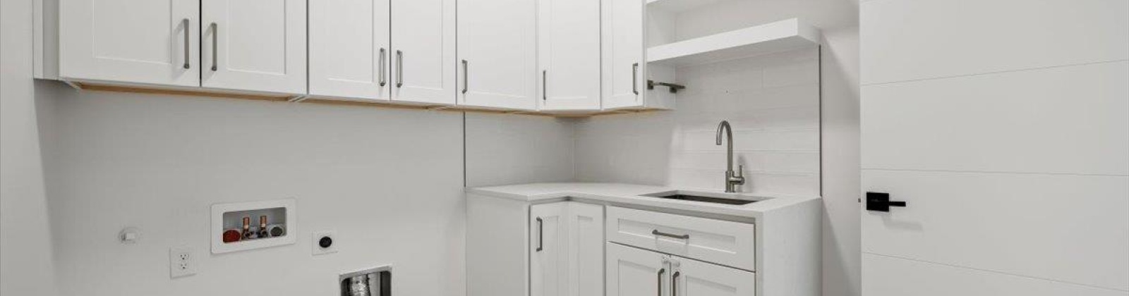 Highview St, Richland, Washington 99352, 5 Bedrooms Bedrooms, 0 ,3 BathroomsBathrooms,Houses,For Sale,Highview St,0,286716