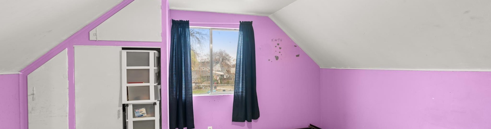 12th St, Sunnyside, Washington 98944, 4 Bedrooms Bedrooms, 0 ,1 BathroomBathrooms,Houses,For Sale,12th St,0,289234