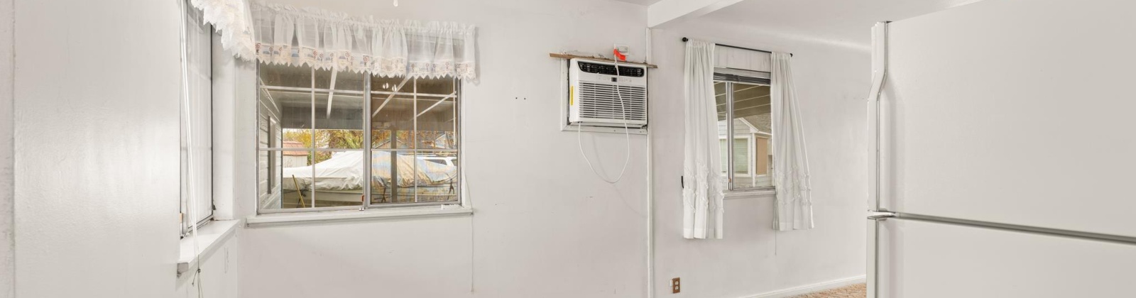 12th St, Sunnyside, Washington 98944, 4 Bedrooms Bedrooms, 0 ,1 BathroomBathrooms,Houses,For Sale,12th St,0,289234