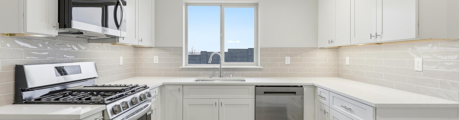 Roosevelt St, Kennewick, Washington 99338, 4 Bedrooms Bedrooms, 0 ,2 BathroomsBathrooms,Houses,For Sale,Roosevelt St,0,289235