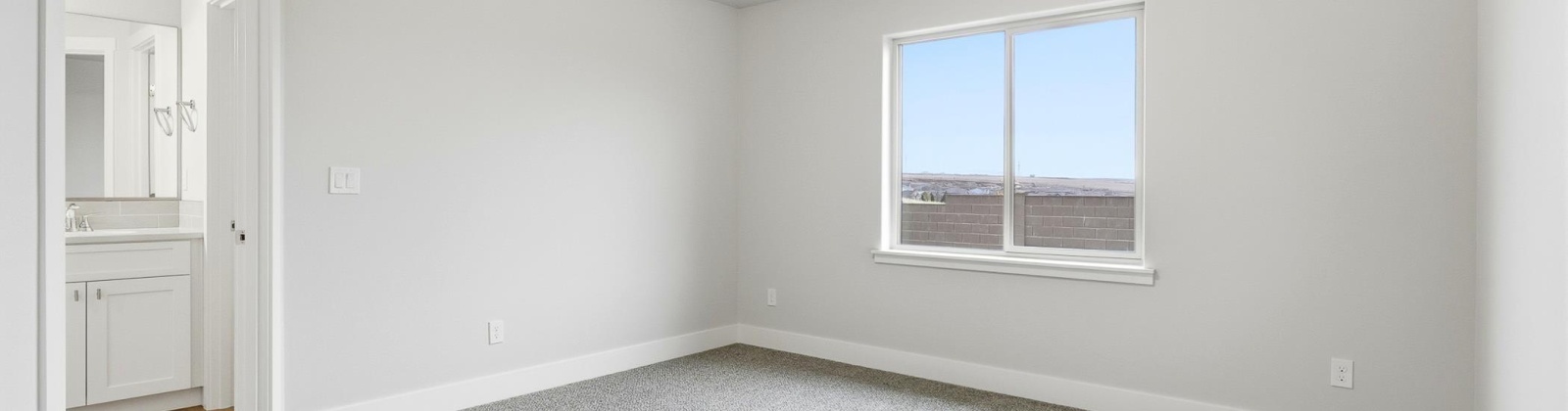 Roosevelt St, Kennewick, Washington 99338, 4 Bedrooms Bedrooms, 0 ,2 BathroomsBathrooms,Houses,For Sale,Roosevelt St,0,289235