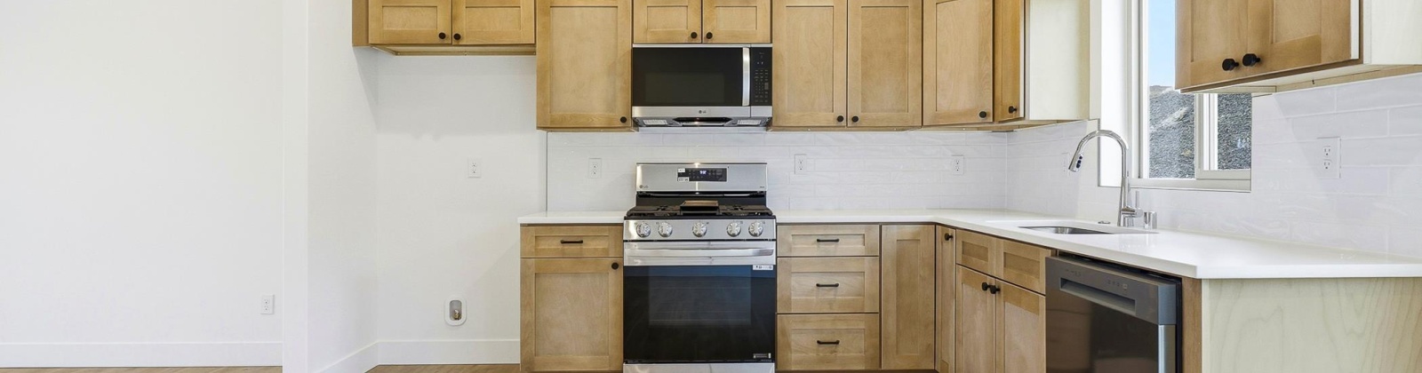 28th Ave, Kennewick, Washington 99338, 3 Bedrooms Bedrooms, 0 ,2 BathroomsBathrooms,Houses,For Sale,28th Ave,0,289236