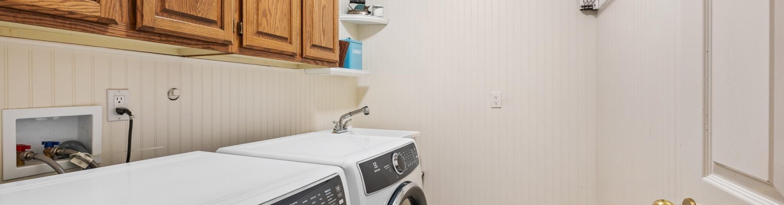 20th Avenue, Kennewick, Washington 99337, 5 Bedrooms Bedrooms, 0 ,4 BathroomsBathrooms,Houses,For Sale,20th Avenue,0,289239