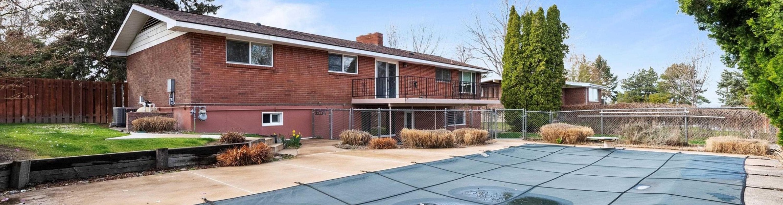 Fruitland St, Kennewick, Washington 99337, 4 Bedrooms Bedrooms, 0 ,3 BathroomsBathrooms,Houses,For Sale,Fruitland St,0,287305