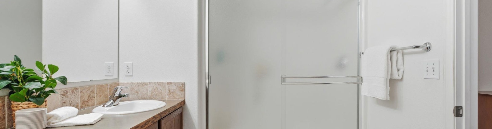 Maryhill Lane, Pasco, Washington 99301, 3 Bedrooms Bedrooms, 0 ,2 BathroomsBathrooms,Houses,For Sale,Maryhill Lane,0,289262